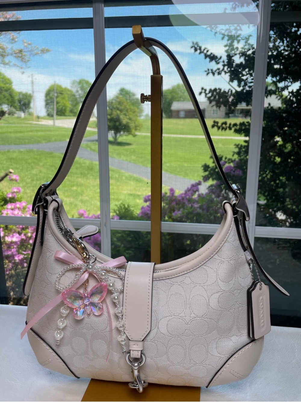 Coach Hamptons Hobo Limited Re-Edition in Cloud Chalk Signature Jacquard NWOT ⛅️ - Picture 6 of 17